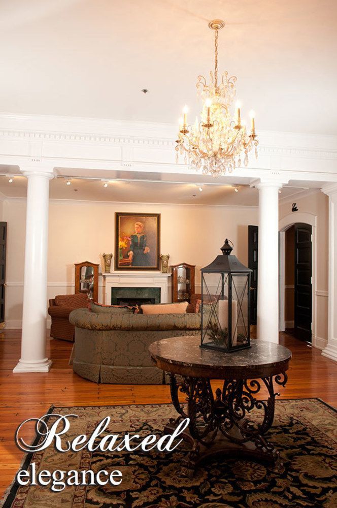 Inn At Carnall Hall Fayetteville Kültér fotó