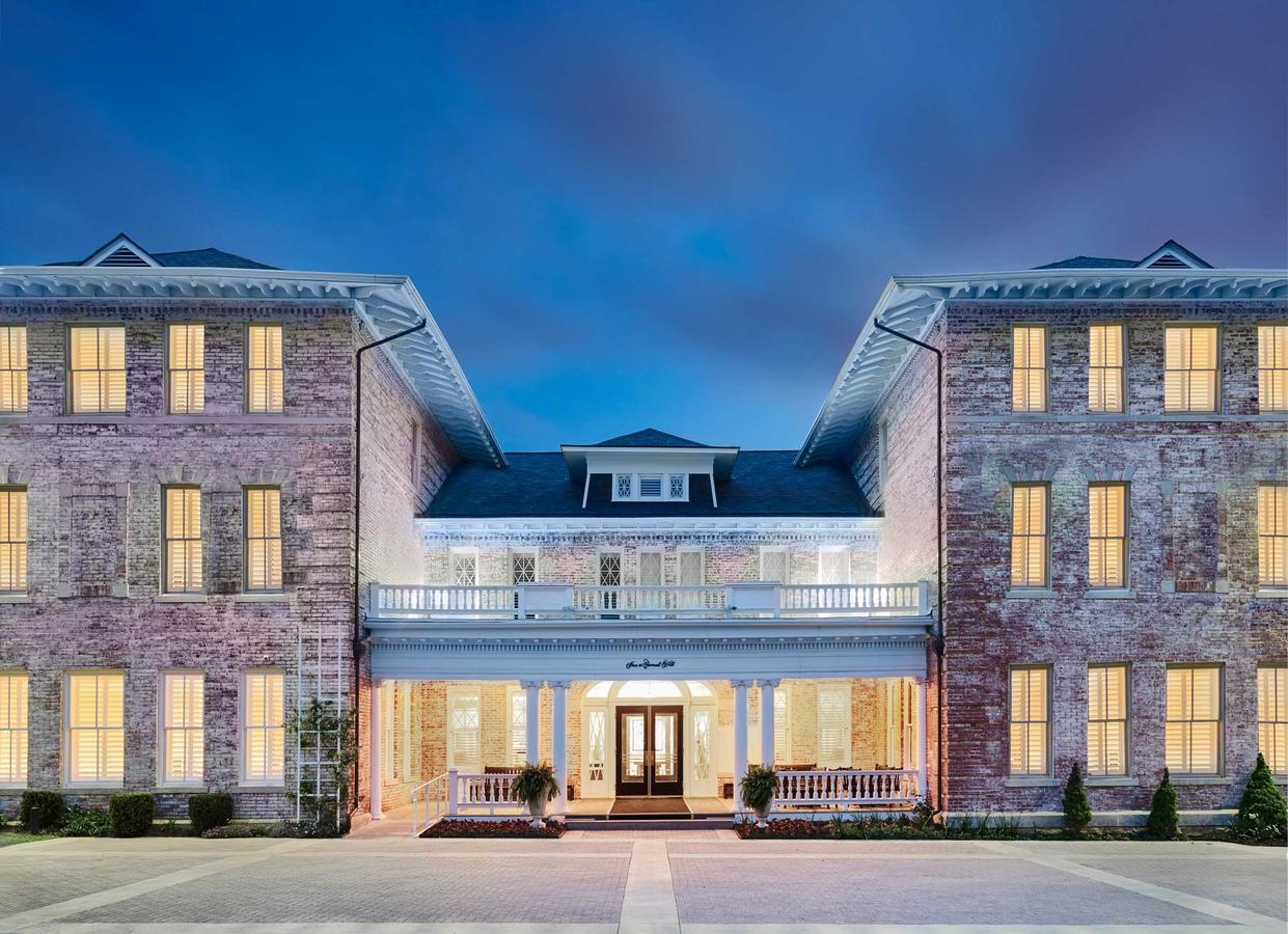 Inn At Carnall Hall Fayetteville Kültér fotó