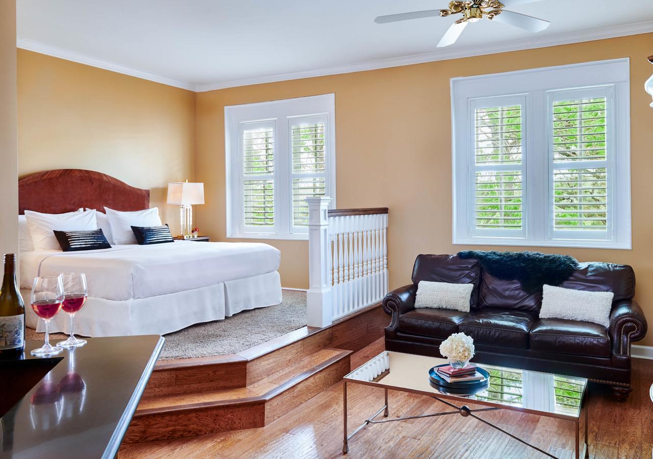 Inn At Carnall Hall Fayetteville Kültér fotó